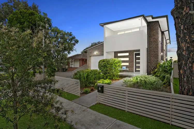 4 Serpentine Street, Merrylands NSW 2160