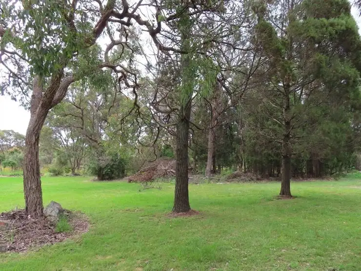 Fourth view of Homely house listing, 8 Pioneers Parade, Stanthorpe QLD 4380