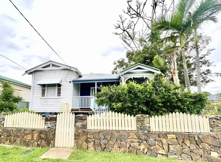 36 Quarry St, Ipswich QLD 4305