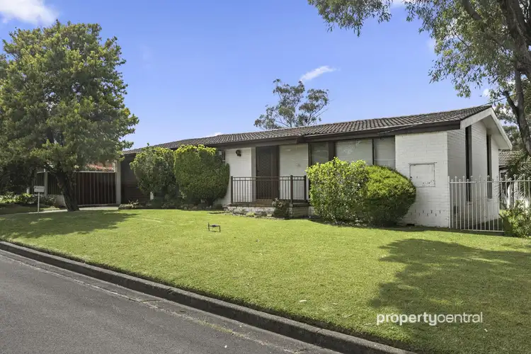 12 Loxwood Avenue, Cambridge Park NSW 2747