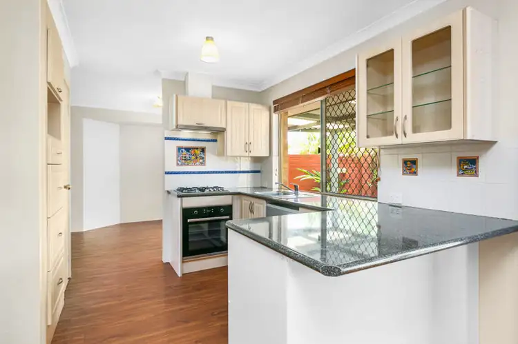 31a Henning Crescent, Manning WA 6152