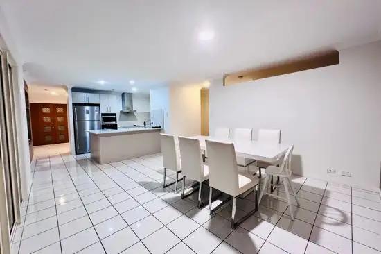 Third view of Homely house listing, 6 Maltravers Drive, Arundel QLD 4214