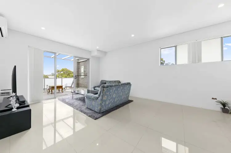 Second view of Homely unit listing, 11/271 Dunmore Street, Pendle Hill NSW 2145