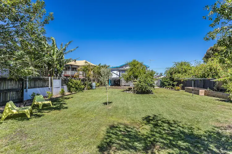 1 Bright Avenue, Clontarf QLD 4019