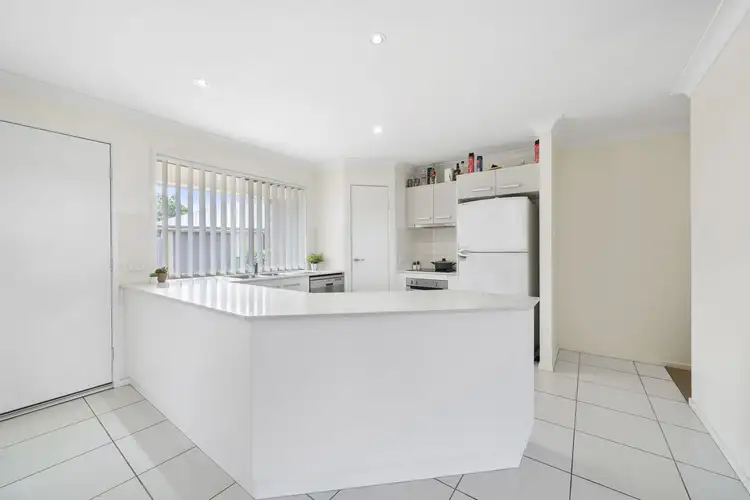 Third view of Homely unit listing, 5/98 Main Street, Westbrook QLD 4350