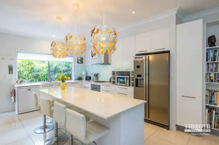 4/92-94 Sturgeon Street, Ormiston QLD 4160