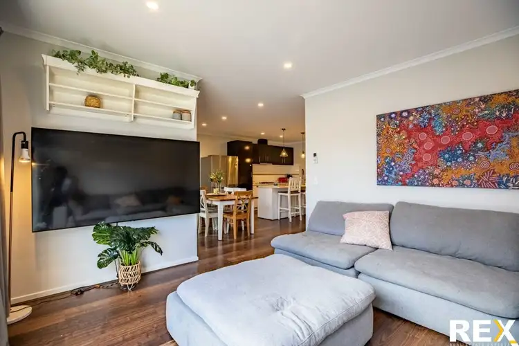 Fifth view of Homely house listing, 7 Vicarage Drive, Wollert VIC 3750
