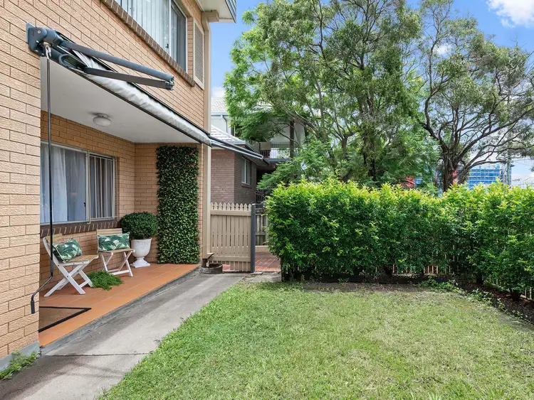 Fifth view of Homely unit listing, 1/15 Shakespeare St, Coorparoo QLD 4151