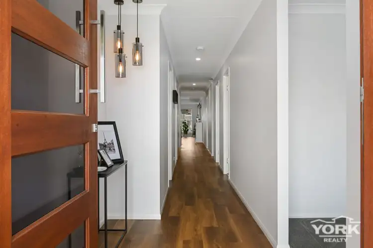 Second view of Homely house listing, 40 Madonna Circuit, Middle Ridge QLD 4350
