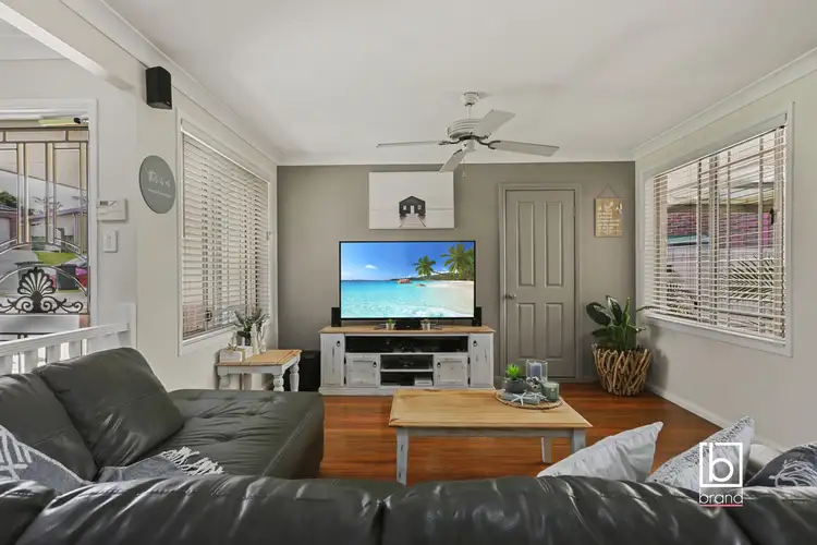 Fourth view of Homely house listing, 11 Belyando Crescent, Blue Haven NSW 2262