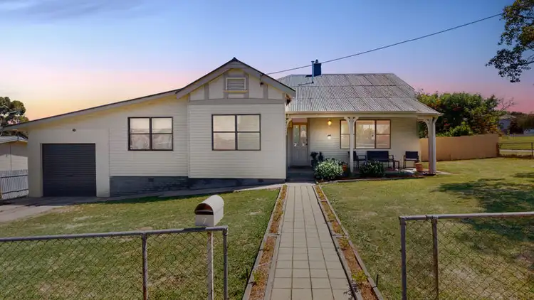 7 Orr Street, Junee NSW 2663
