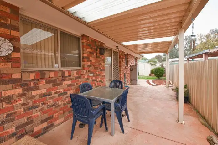 Fourth view of Homely townhouse listing, 5/1-5 La Fontaine Ave, Lavington NSW 2641