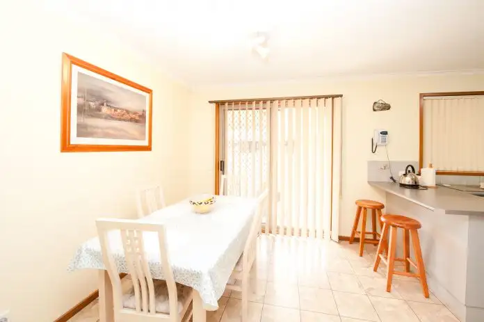 Fifth view of Homely townhouse listing, 5/1-5 La Fontaine Ave, Lavington NSW 2641