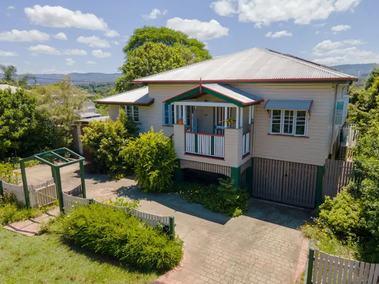 12 Pine Grove Road, Woombye QLD 4559
