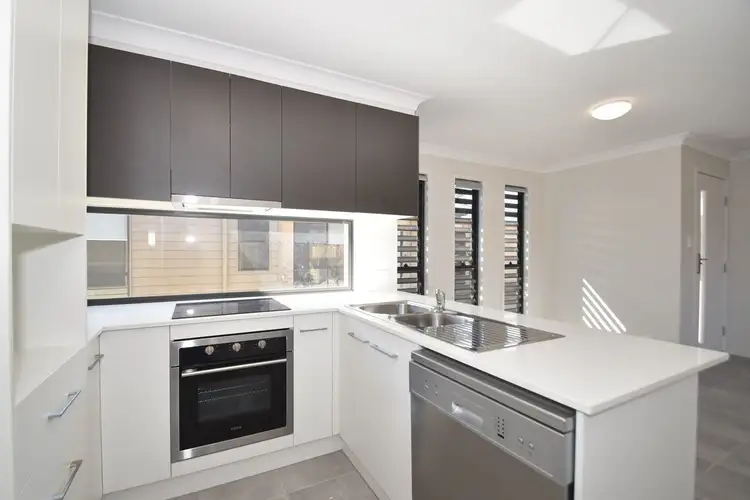 7/28 Ellis Street, Wilsonton QLD 4350