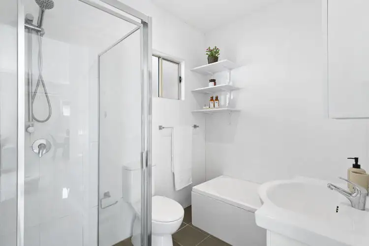 Sixth view of Homely villa listing, 37a Frank Street, Guildford NSW 2161