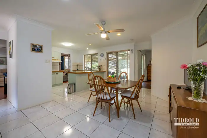 Third view of Homely house listing, 2 Jade Court, Alexandra Hills QLD 4161