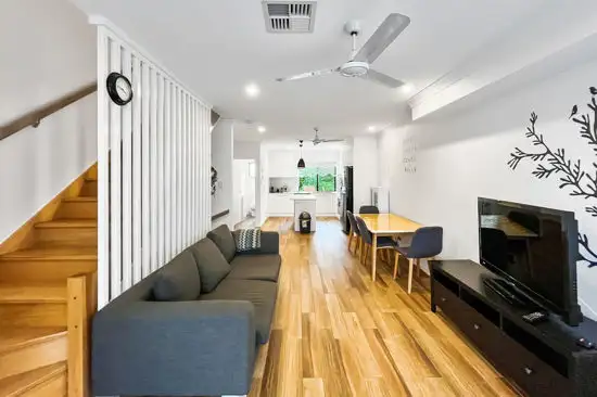 Main view of Homely unit listing, 13 19 Springwood St, Mount Gravatt East QLD 4122