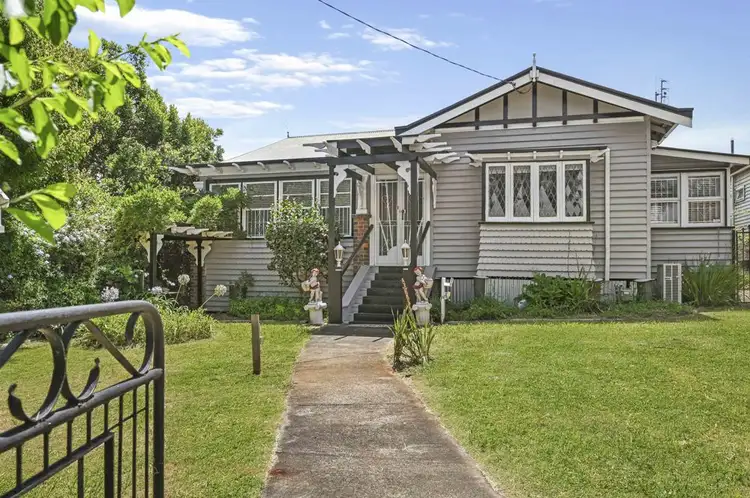 133a West Street, Newtown QLD 4350
