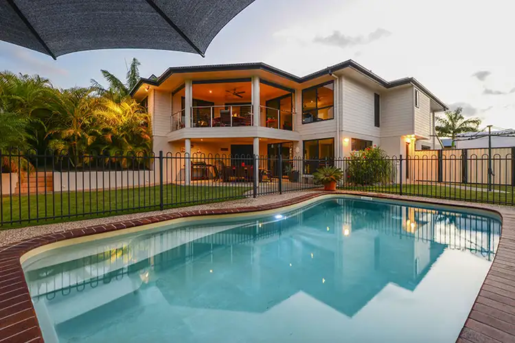 7 Michael Court, Boyne Island QLD 4680