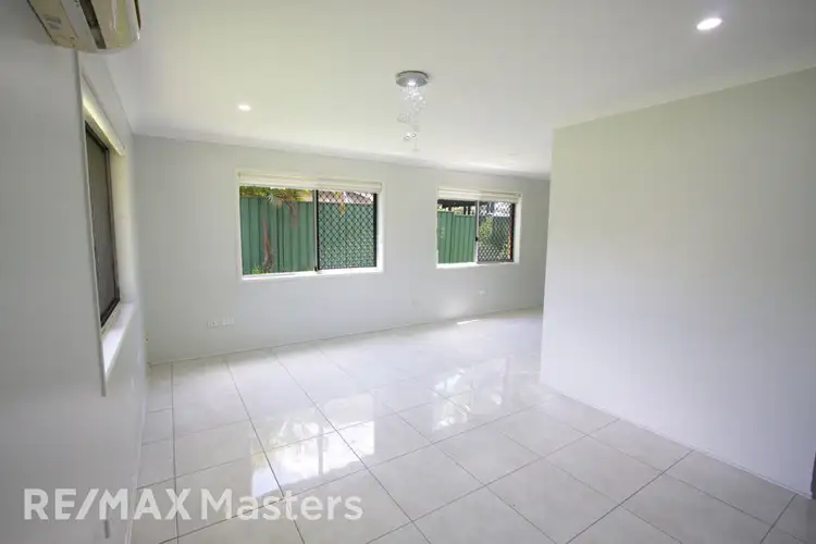 Fifth view of Homely house listing, 32 Bushmills Ct, Hillcrest QLD 4118