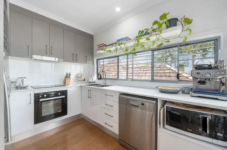 Fifth view of Homely unit listing, 3/77 Minnie Street, Southport QLD 4215