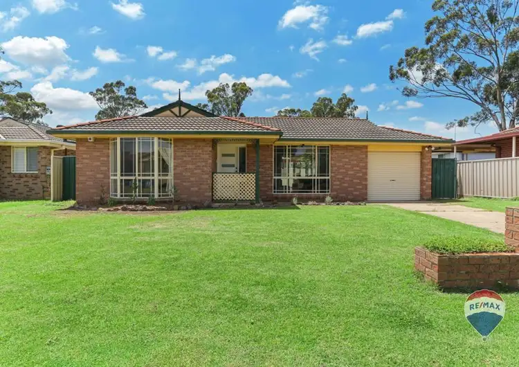 Second view of Homely house listing, 8 GEEWAN PLACE, Claremont Meadows NSW 2747
