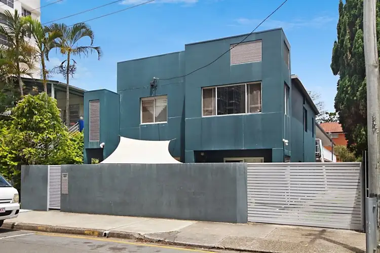 Main view of Homely unit listing, 4/48 Eden Avenue, Rainbow Bay QLD 4225