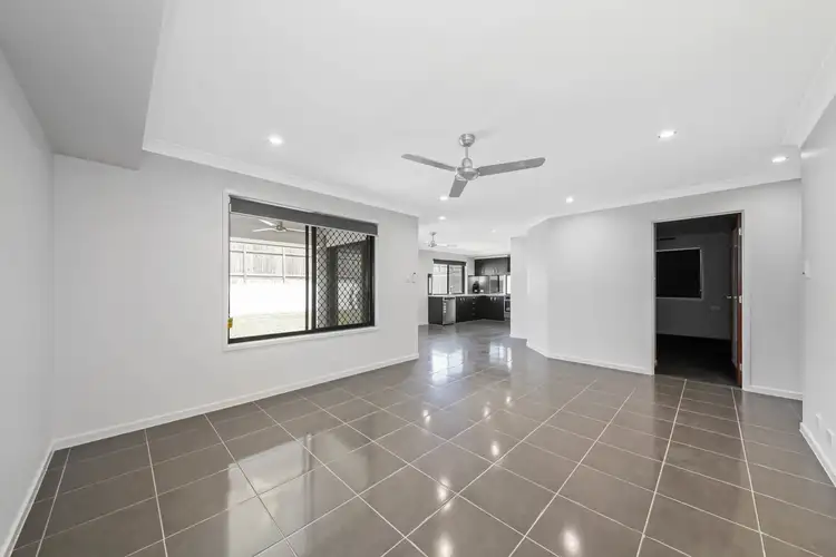 Third view of Homely house listing, 8 Glendale Crescent, Heathwood QLD 4110