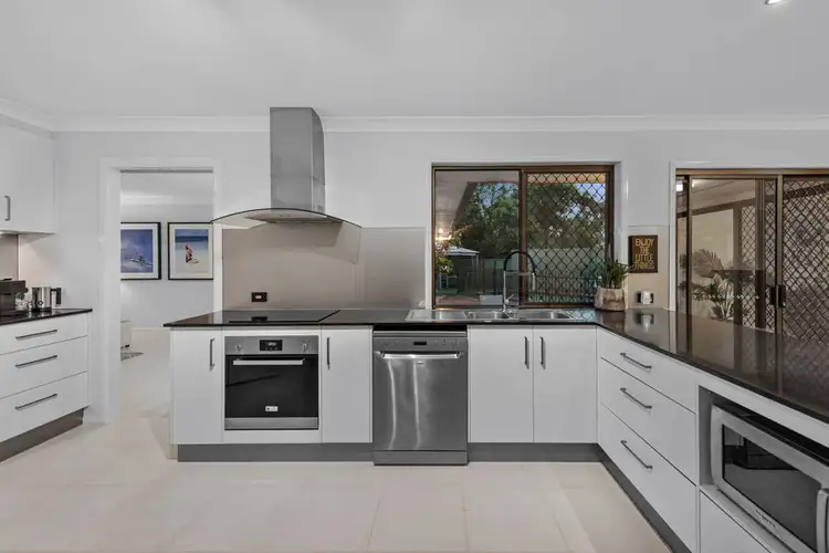 Fifth view of Homely house listing, 20 Maxwell Place, Wynnum West QLD 4178