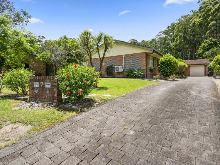Main view of Homely villa listing, 2/7 Griffith Avenue, Coffs Harbour NSW 2450
