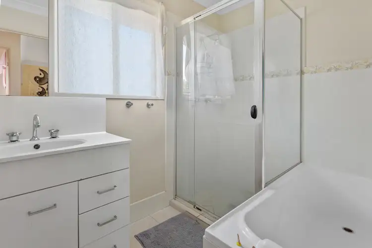 Sixth view of Homely house listing, 1 Diane Court, North Booval QLD 4304