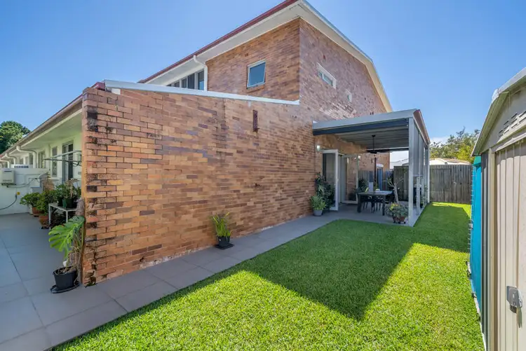 Main view of Homely townhouse listing, 1 / 14 Military Cl, Annerley QLD 4103