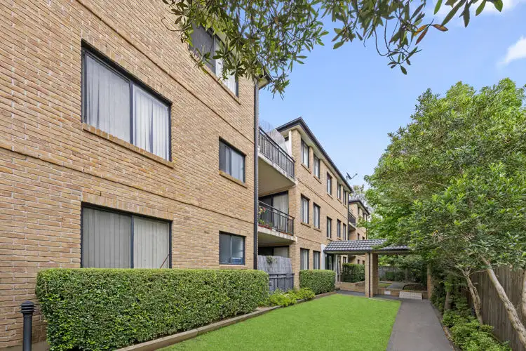 Main view of Homely unit listing, 3/7 Talbot Road, Guildford NSW 2161