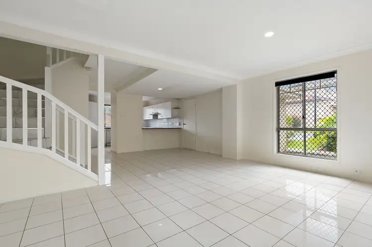 Fourth view of Homely townhouse listing, 25/10 Lawrence Close, Robertson QLD 4109