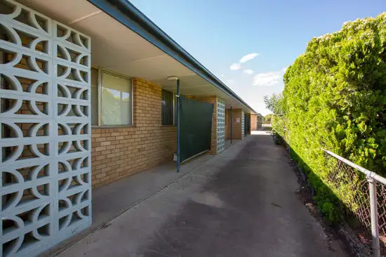 Third view of Homely block of units listing, 1-6/9 Margaret Street, Tamworth NSW 2340