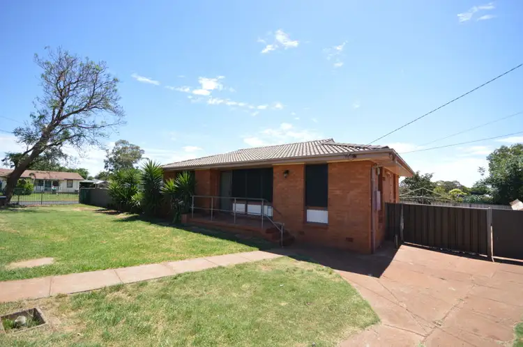 25 Lunar Avenue, Dubbo NSW 2830