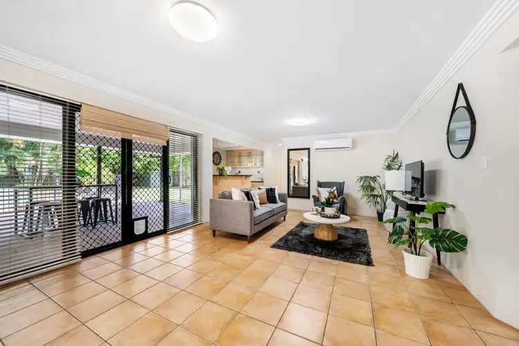 Sixth view of Homely house listing, 2 Crystal Court, Parkinson QLD 4115