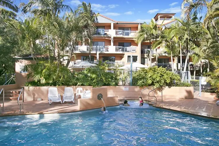 Second view of Homely unit listing, 27/5 Hill Street, Rainbow Bay QLD 4225