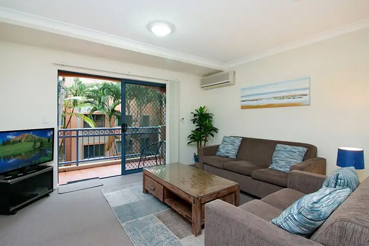 Fourth view of Homely unit listing, 27/5 Hill Street, Rainbow Bay QLD 4225