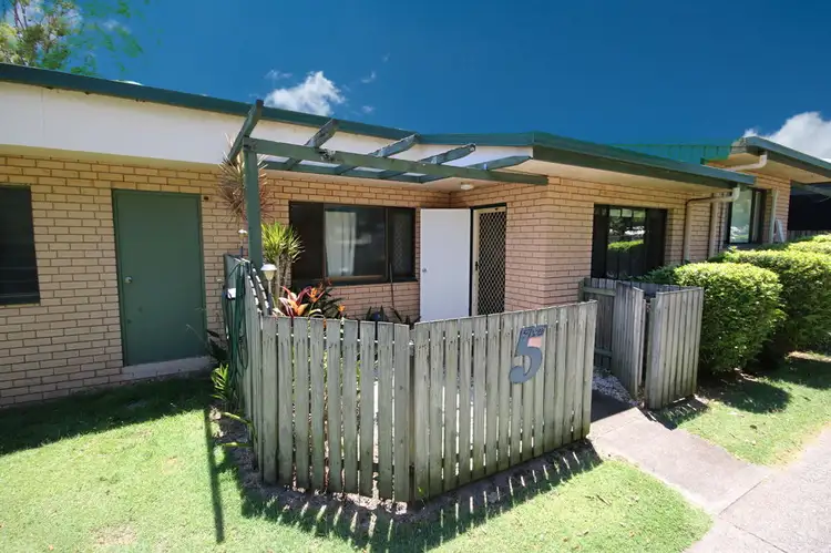 Main view of Homely unit listing, 5/2018 Wynnum Road, Wynnum West QLD 4178