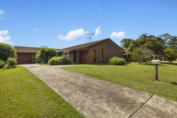 Main view of Homely villa listing, 2/8 Kim Close, Woolgoolga NSW 2456