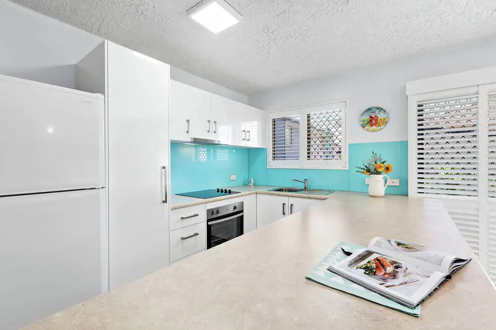 Main view of Homely apartment listing, 2/2 Osbourne Street, Scarborough QLD 4020