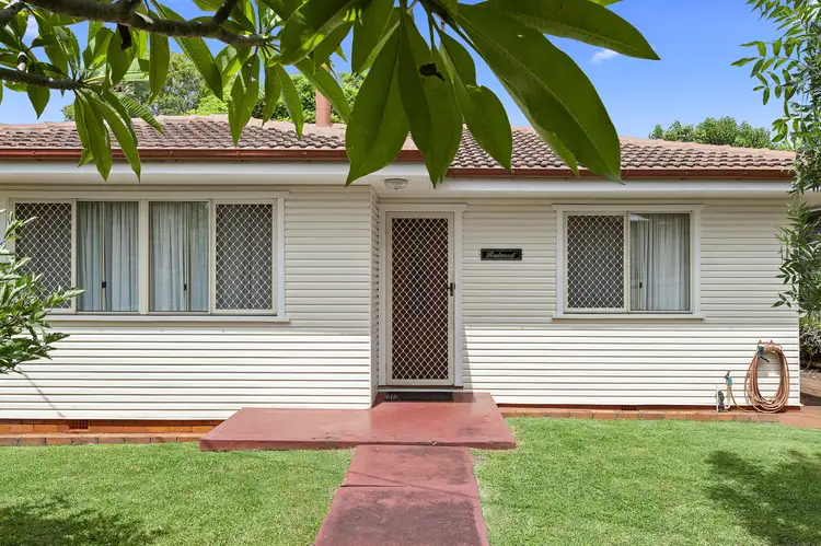 16 Schloss Street, Centenary Heights QLD 4350