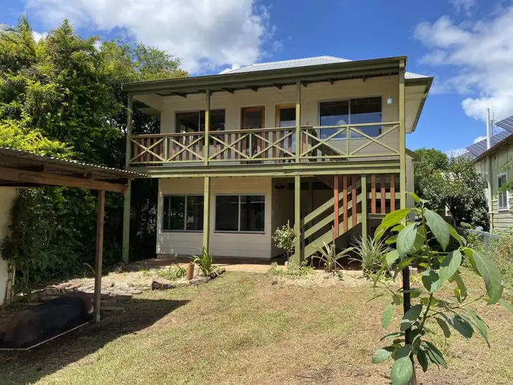 15 Hyde St, Bellingen NSW 2454