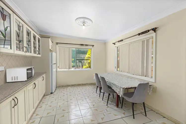 Fifth view of Homely house listing, 15 Chiltern Road, Guildford NSW 2161