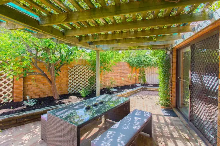 Main view of Homely villa listing, 10/10 Swan Road, Attadale WA 6156