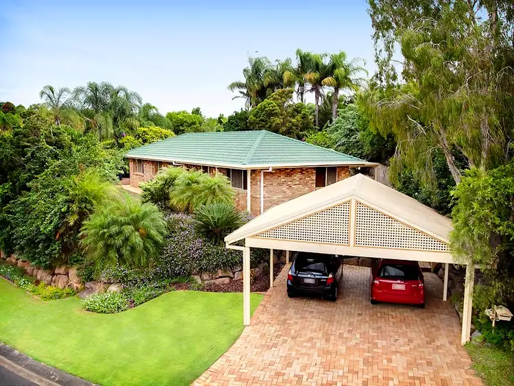 9 Hero Street, Eatons Hill QLD 4037