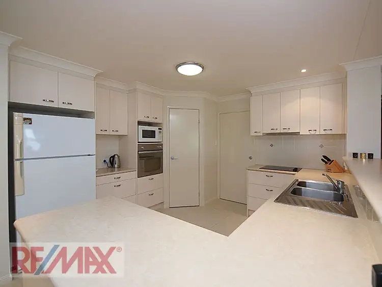 Seventh view of Homely house listing, 1 BARLEE CRT, Warner QLD 4500