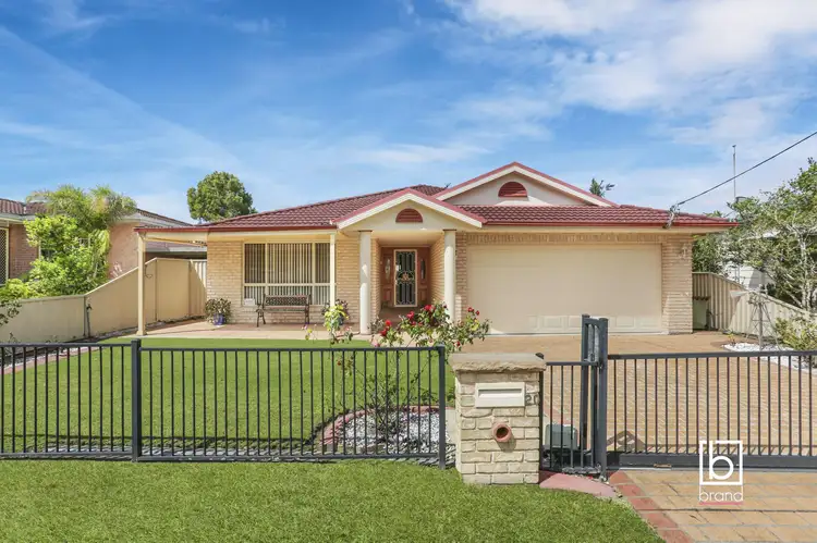 20 Moala Parade, Charmhaven NSW 2263